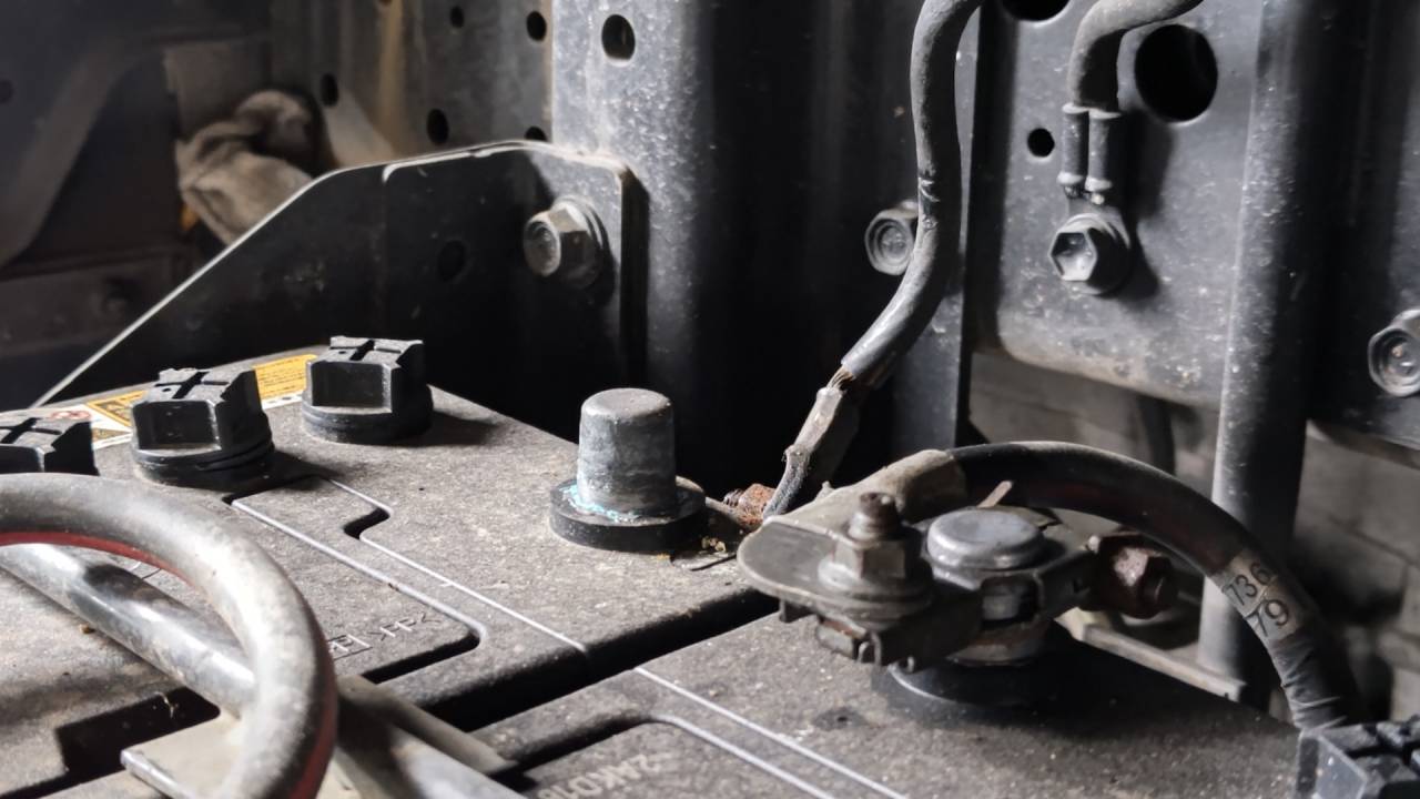 大和郡山市での車の修理は【マスダモータース】で